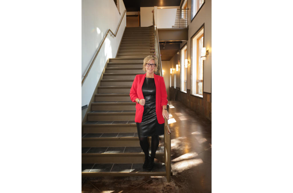 Leading Ladies: Sarah Hood